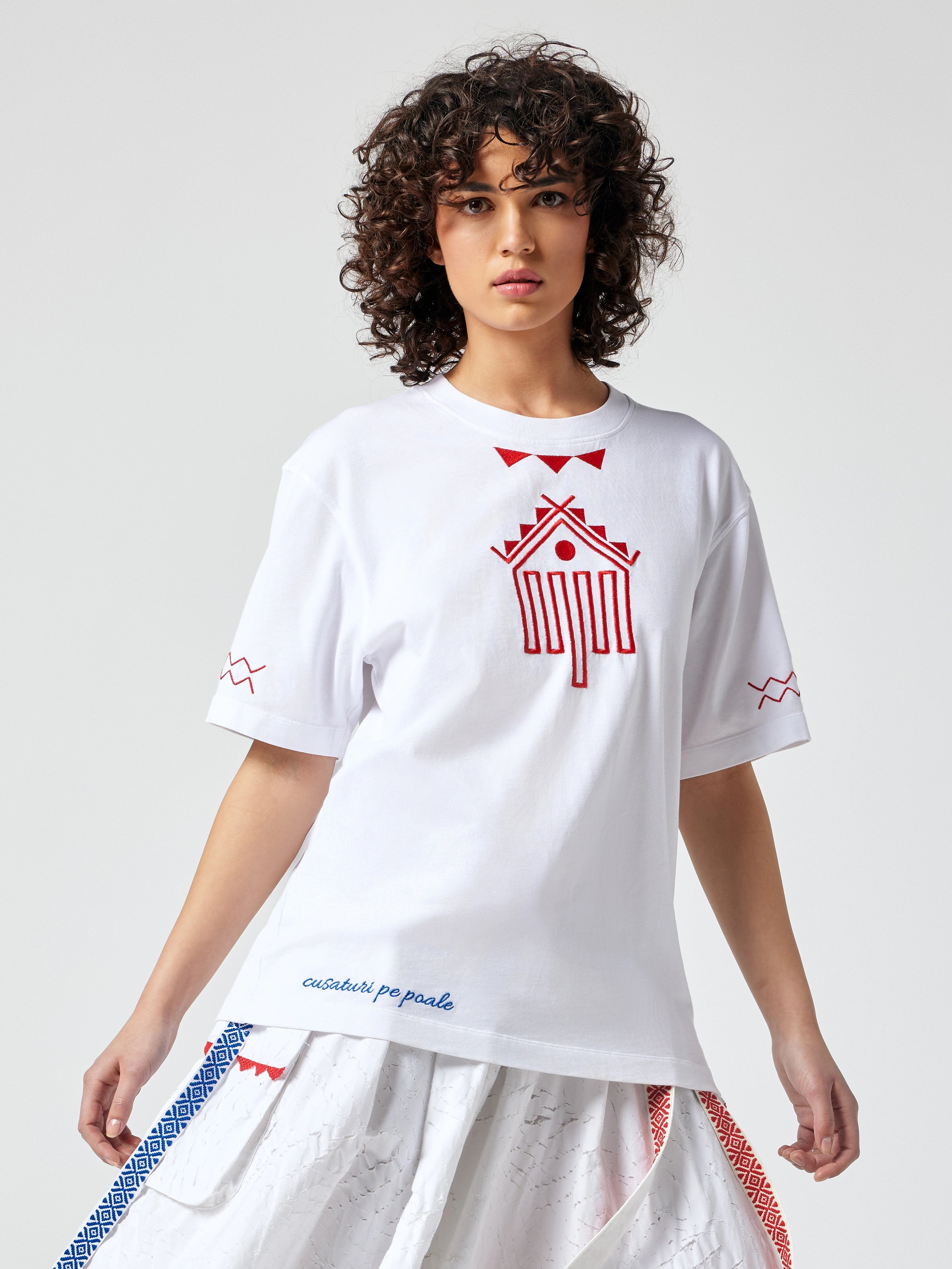 Tricou Alb Cer și Pământ