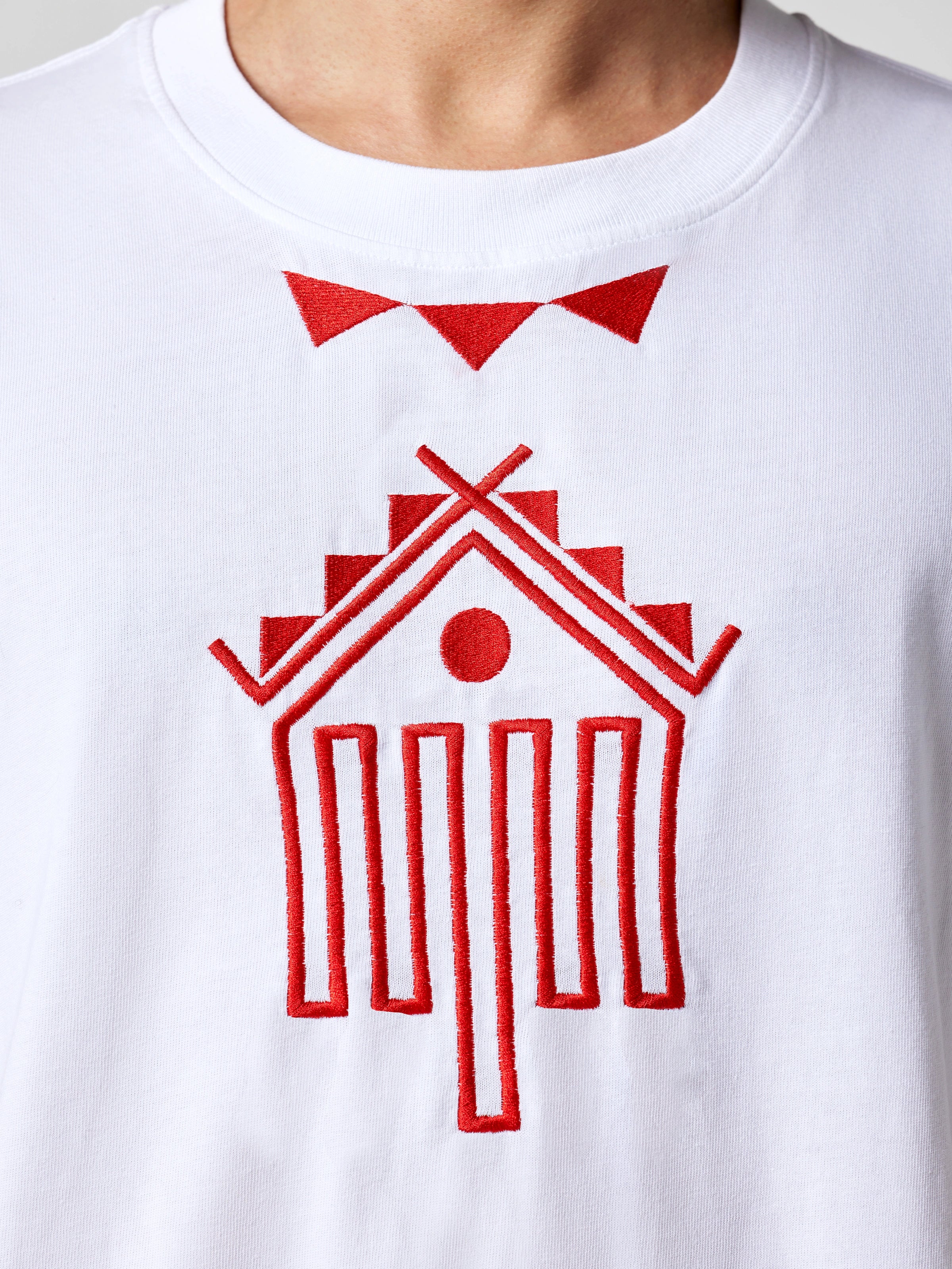 Tricou Alb Cer și Pământ